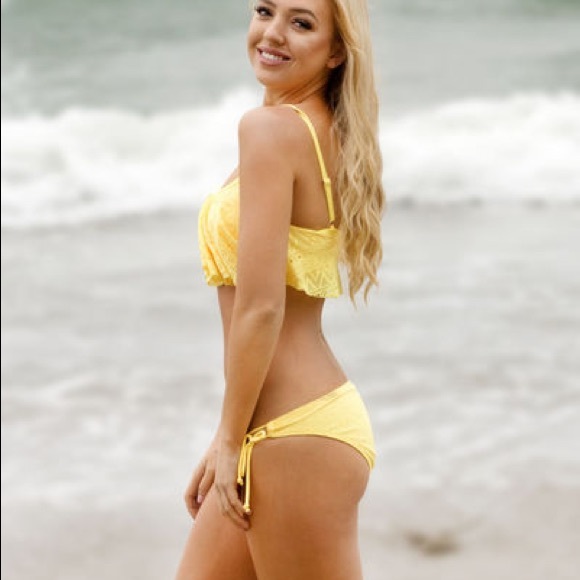 BRAND NEW Ruffle Mesh Bikini - Picture 3 of 4